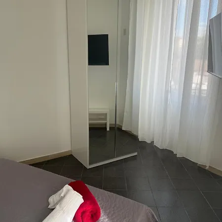 Nic Trastevere House דירה *